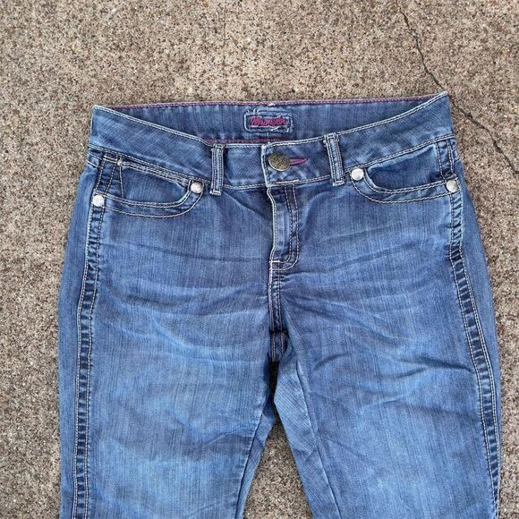 Wrangler Women's‎ Bootcut Jeans Size 7 Blue Mid-Rise 5-Pocket Design - Picture 3 of 6